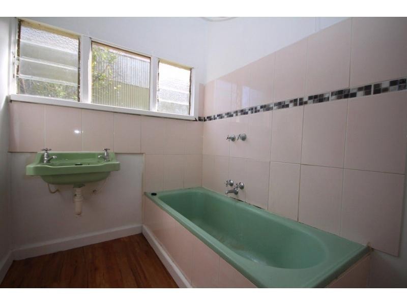 11 Quick Street, Ironbark VIC 3550