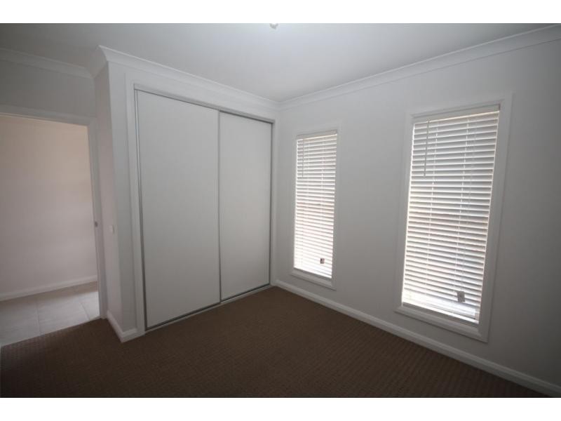 11 School Street, California Gully VIC 3556