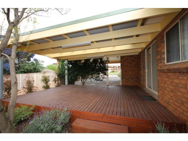 6 Irkara Drive, Kennington VIC 3550