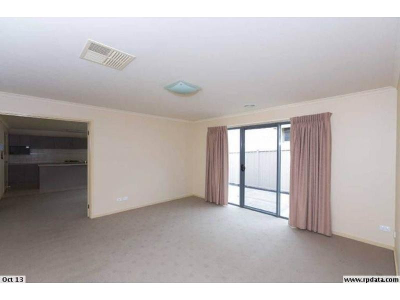 33 Hodgkinson Street, Kennington VIC 3550