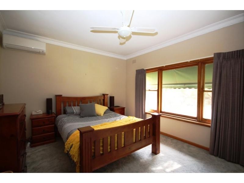 70 Retreat Road, Spring Gully VIC 3550