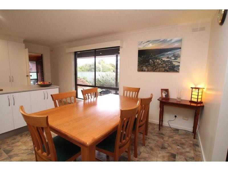 10 Orlando Street, Eaglehawk VIC 3556