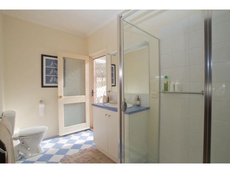 26 Pioneer Drive, Maiden Gully VIC 3551