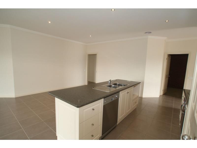 7 Lena Place, Strathfieldsaye VIC 3551