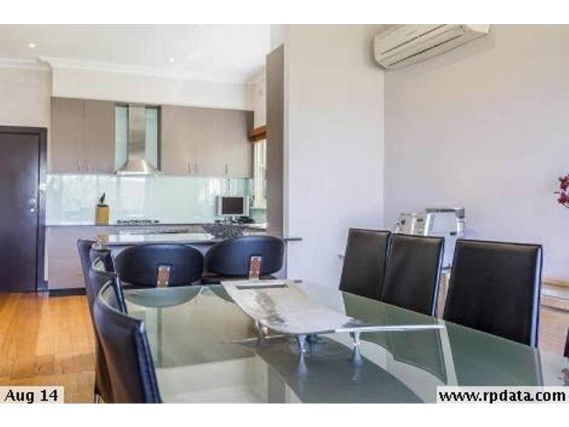 20 Harkness Street, Quarry Hill VIC 3550