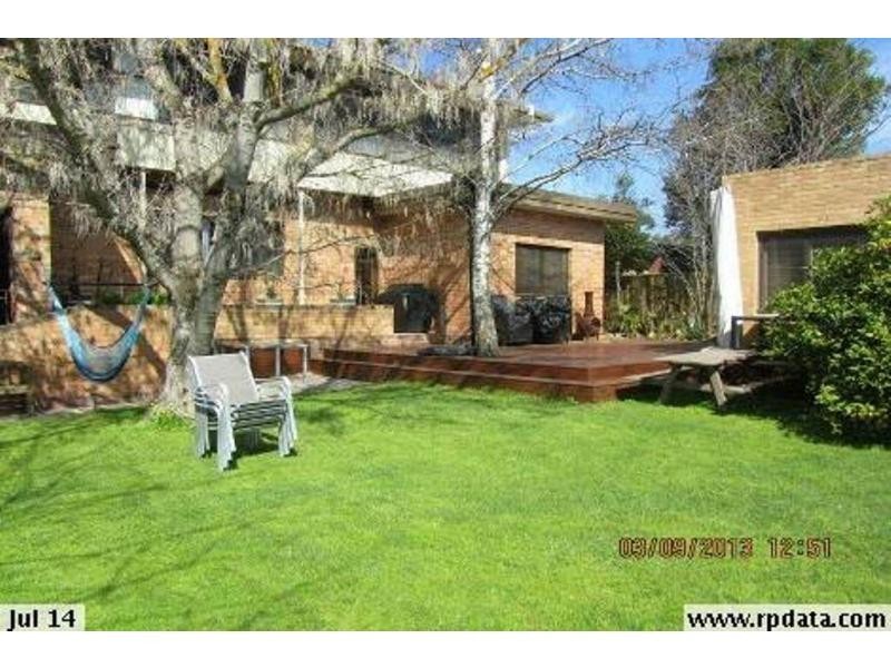 20 Harkness Street, Quarry Hill VIC 3550