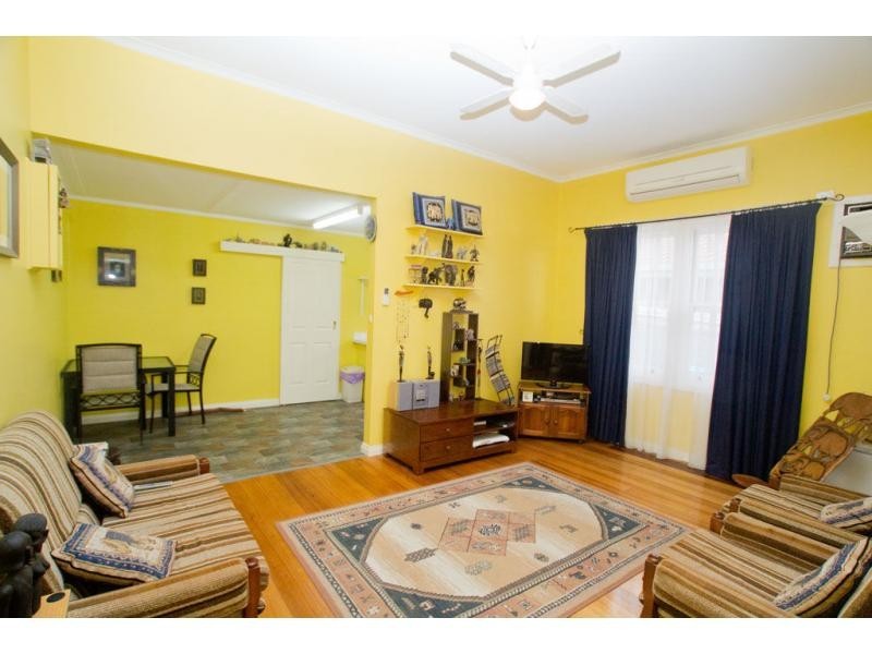 Flora Hill VIC 3550