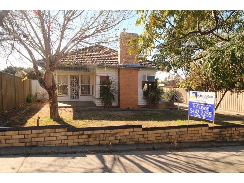 26 Semmens Strait, Long Gully VIC 3550