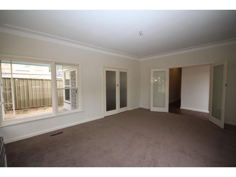 26 Semmens Strait, Long Gully VIC 3550