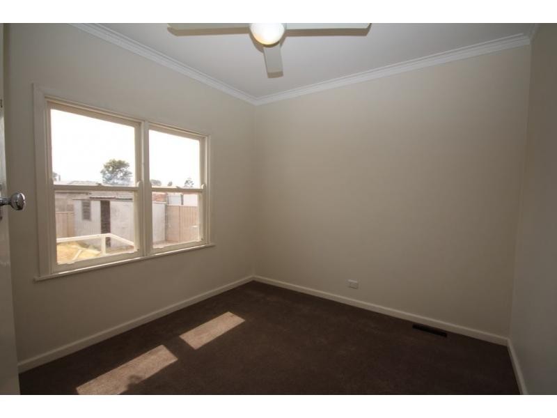 26 Semmens Strait, Long Gully VIC 3550