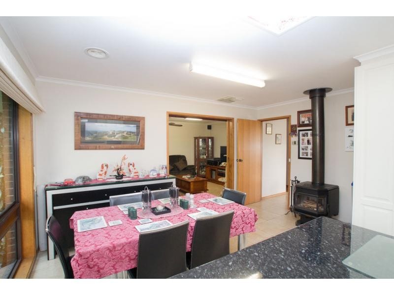 244 Mackenzie Street West, Kangaroo Flat VIC 3555