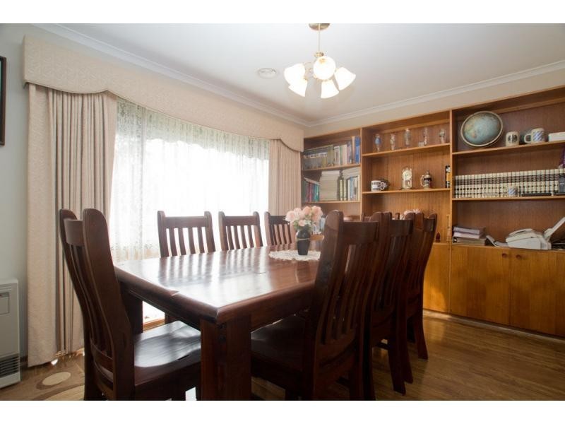 244 Mackenzie Street West, Kangaroo Flat VIC 3555