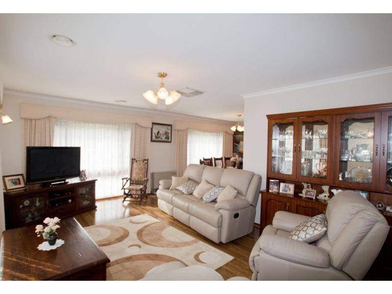 244 Mackenzie Street West, Kangaroo Flat VIC 3555