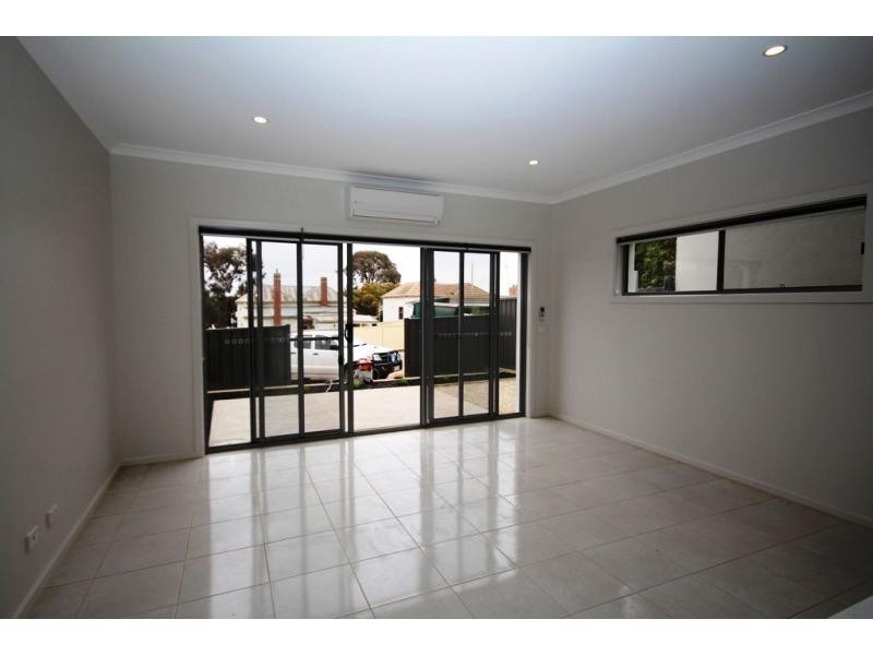 4/3 Ryan Street, North Bendigo VIC 3550