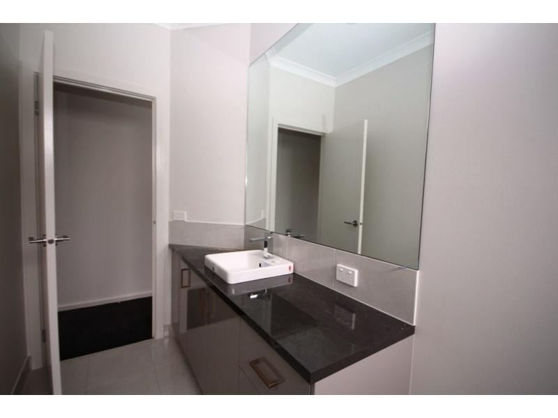 4/3 Ryan Street, North Bendigo VIC 3550