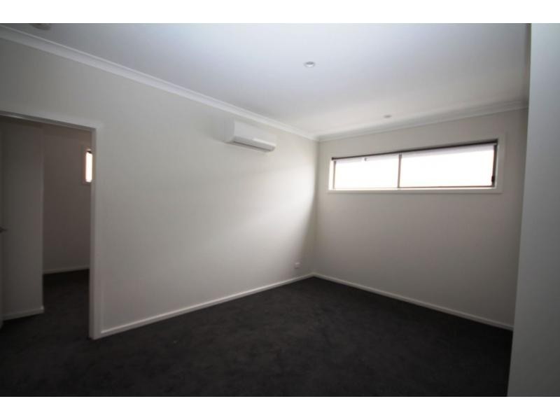 4/3 Ryan Street, North Bendigo VIC 3550