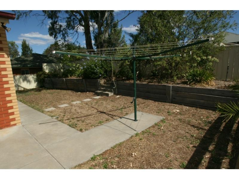 9 Kate Close, Kennington VIC 3550