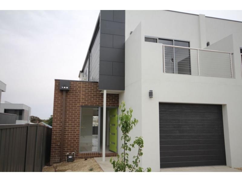 Villa 5/3 Ryan Street, North Bendigo VIC 3550