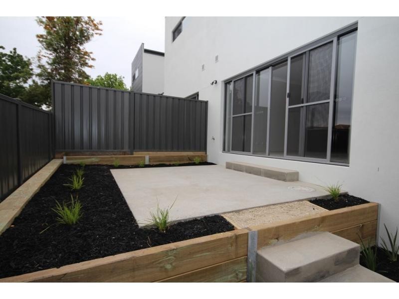 Villa 5/3 Ryan Street, North Bendigo VIC 3550