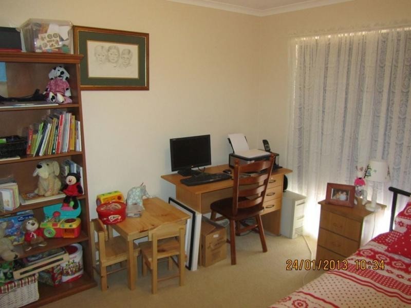 18 Ross Street, White Hills VIC 3550