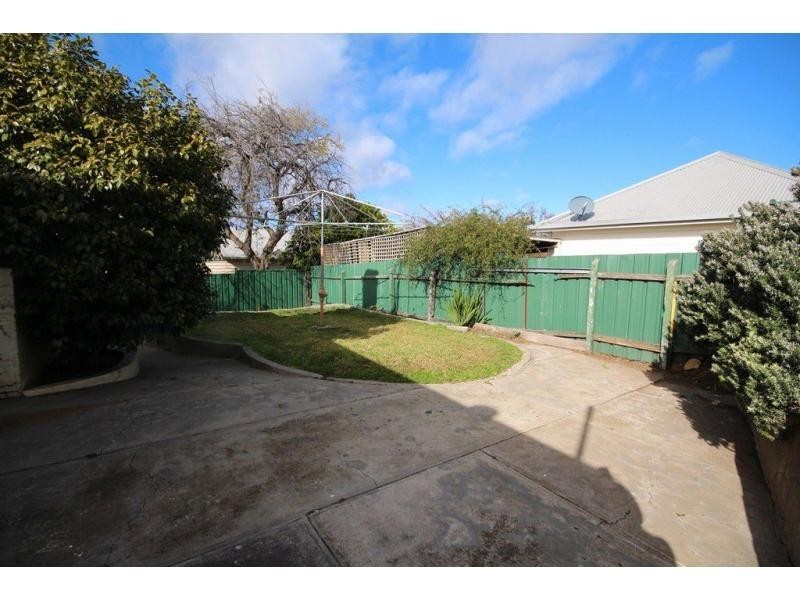 11 Quick Street, Ironbark VIC 3550
