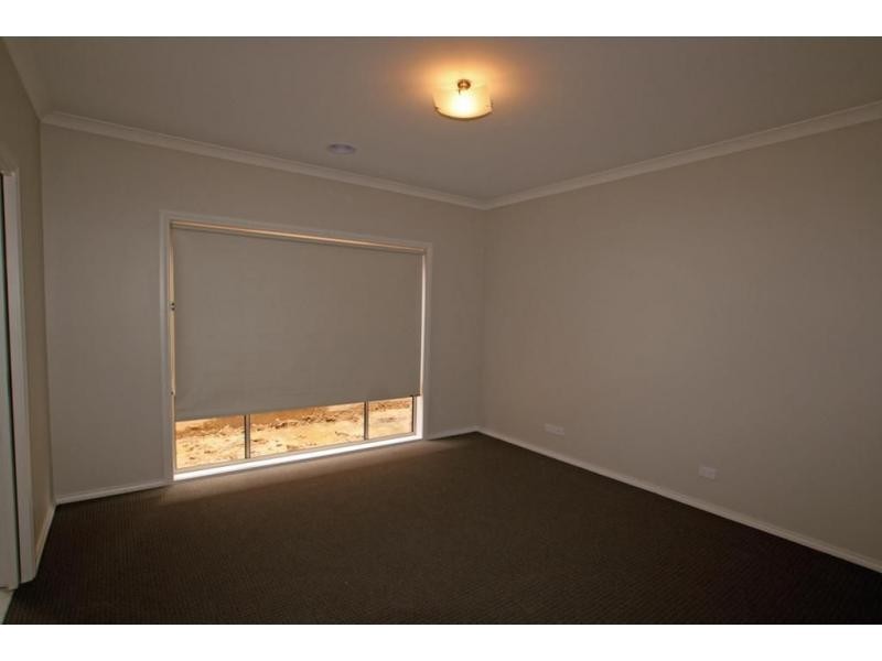 29 Elwood Street, Golden Square VIC 3555