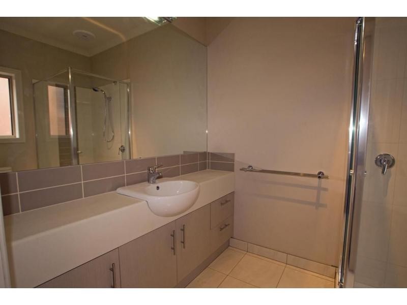 29 Elwood Street, Golden Square VIC 3555