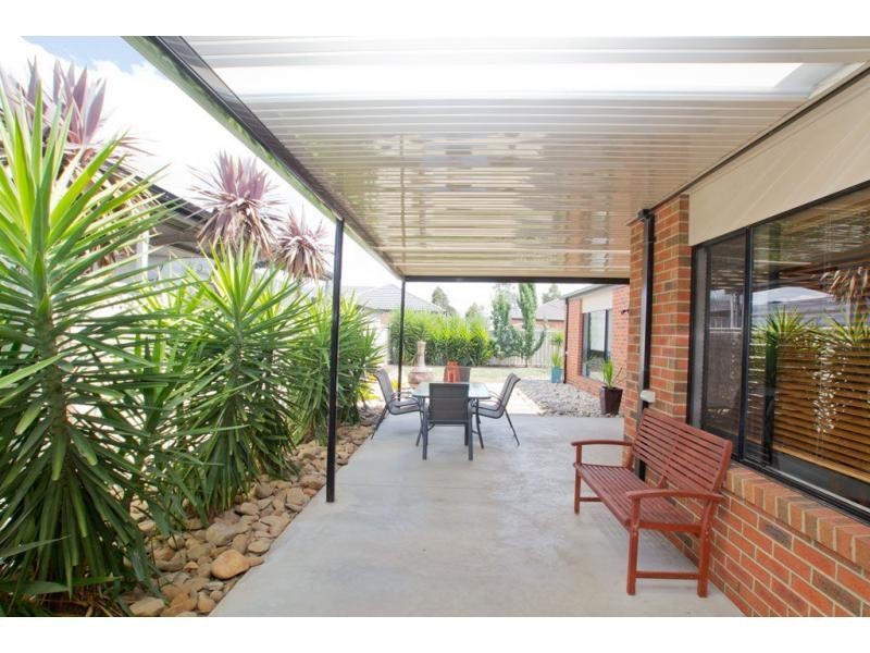 13 Manna Gum Drive, Epsom VIC 3551