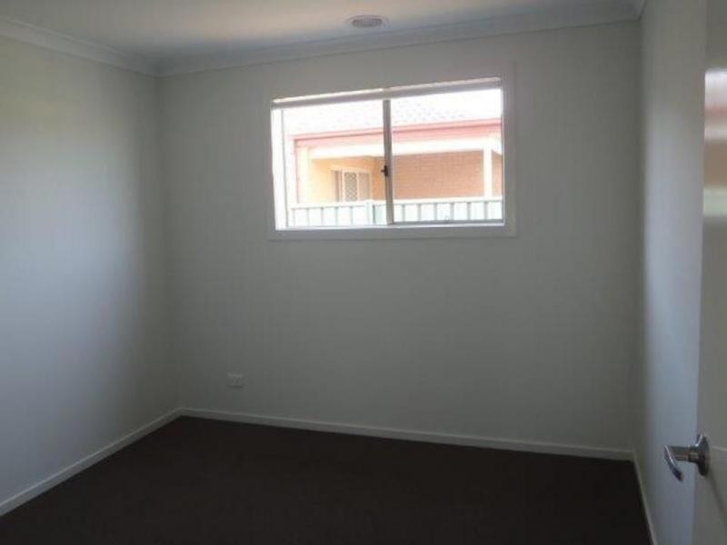 4 Trinity Way, Ascot VIC 3551