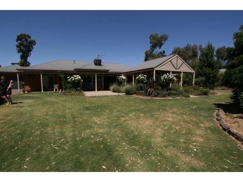 73 Pioneer Drive, Maiden Gully VIC 3551