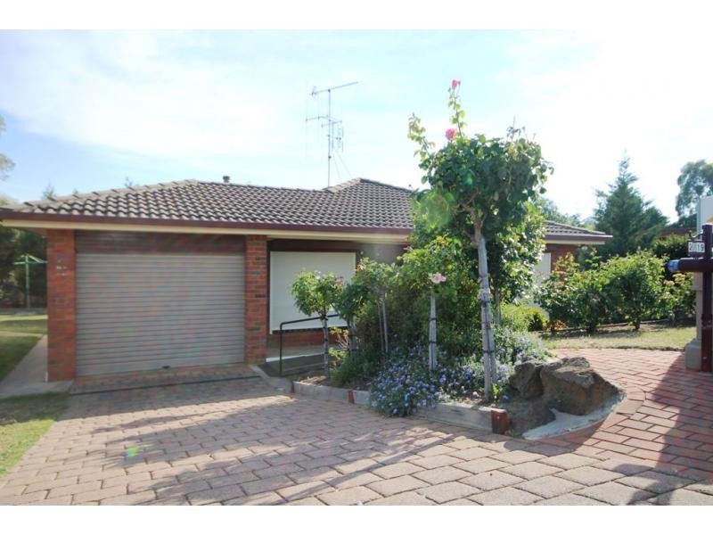 Villa 2/.16 Butcher Street, Strathdale VIC 3550