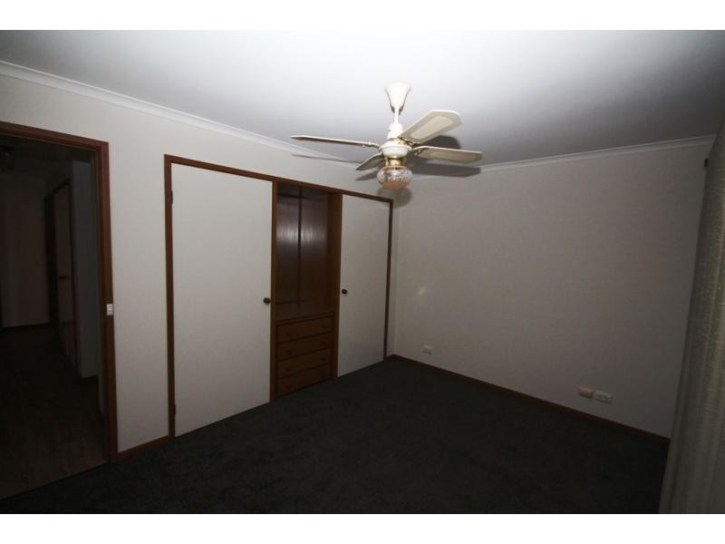 Villa 2/.16 Butcher Street, Strathdale VIC 3550