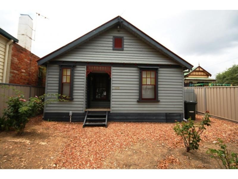 105 Olinda Street, Quarry Hill VIC 3550