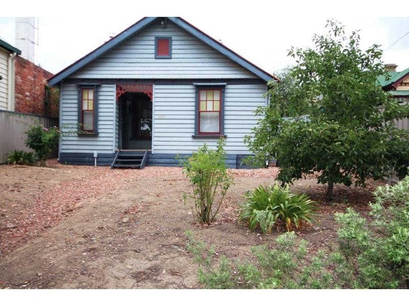 105 Olinda Street, Quarry Hill VIC 3550