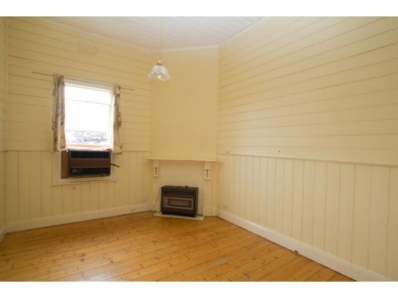 8 Panton Street, Eaglehawk VIC 3556