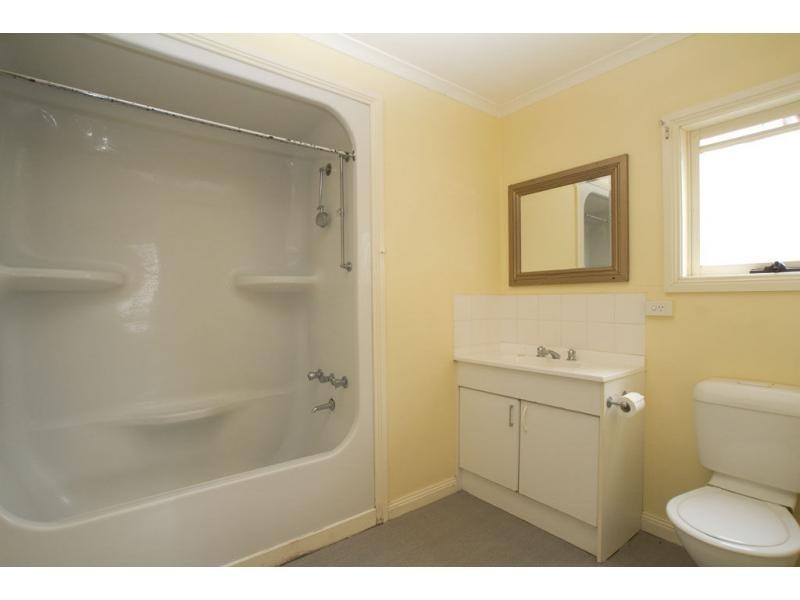 8 Panton Street, Eaglehawk VIC 3556