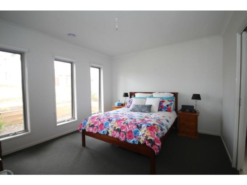 22 Futura Avenue, Kangaroo Flat VIC 3555