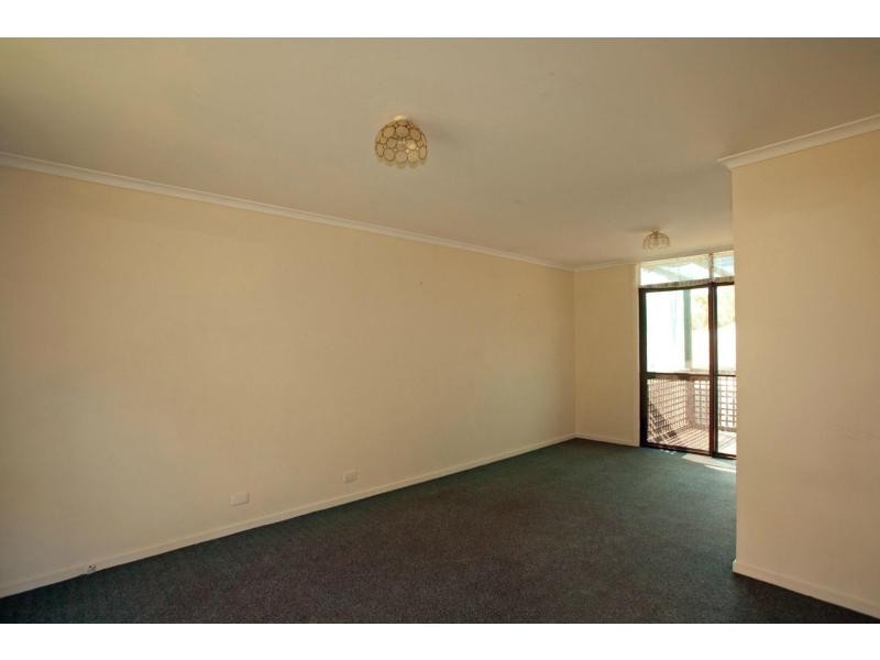 3 Hillview Street, Flora Hill VIC 3550