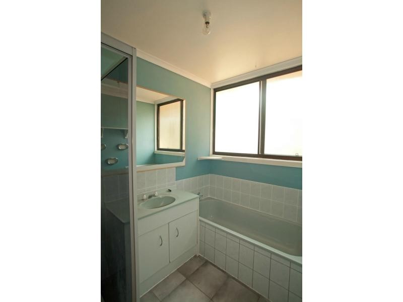 3 Hillview Street, Flora Hill VIC 3550