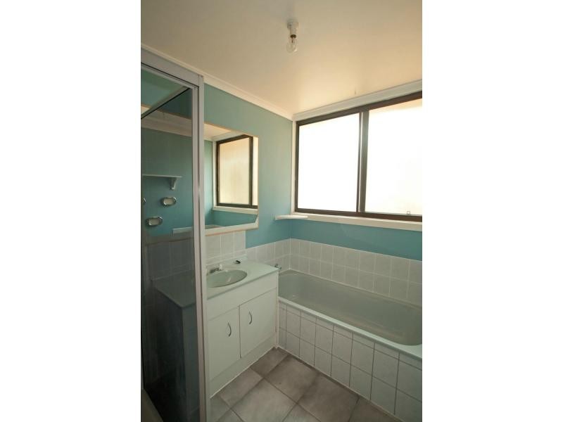 3 Hillview Street, Flora Hill VIC 3550