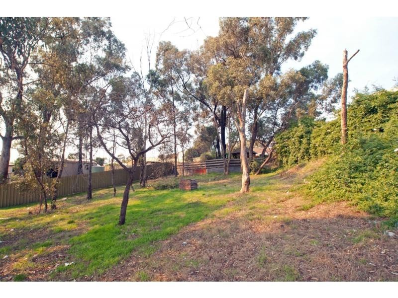 3 Hillview Street, Flora Hill VIC 3550