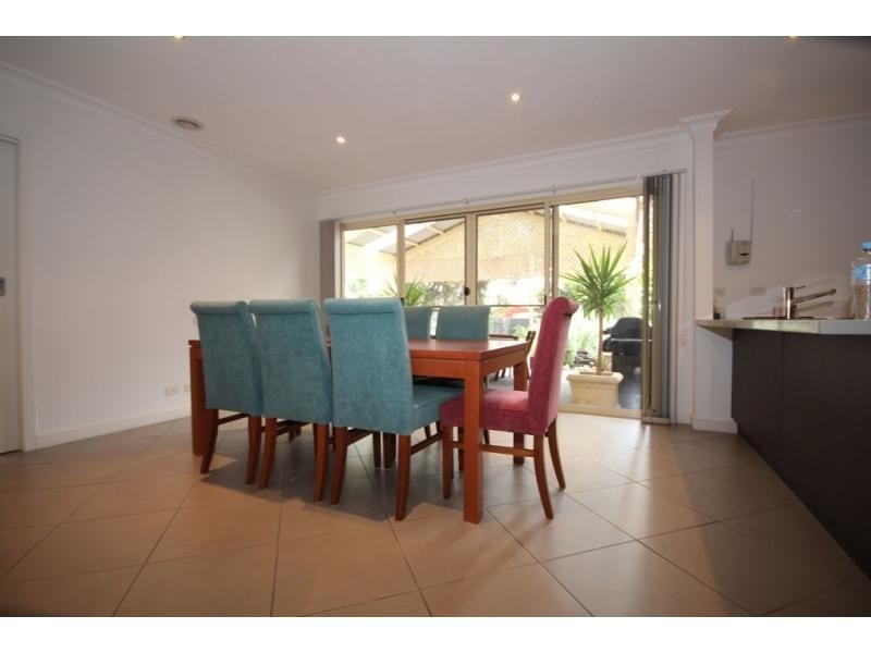 41 Reginald Street, Quarry Hill VIC 3550