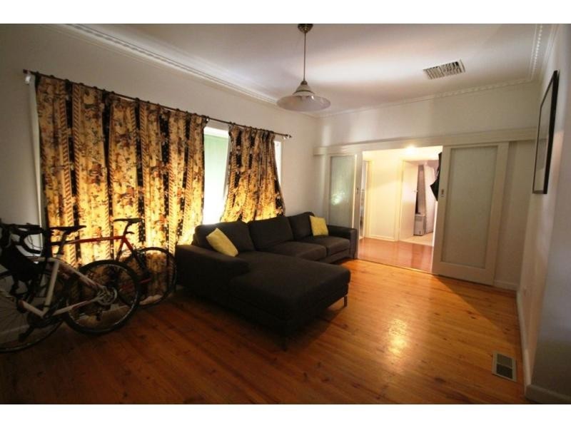 3 Carpenter Street, Quarry Hill VIC 3550