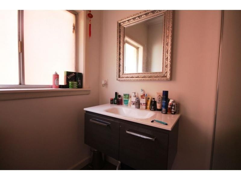 3 Carpenter Street, Quarry Hill VIC 3550