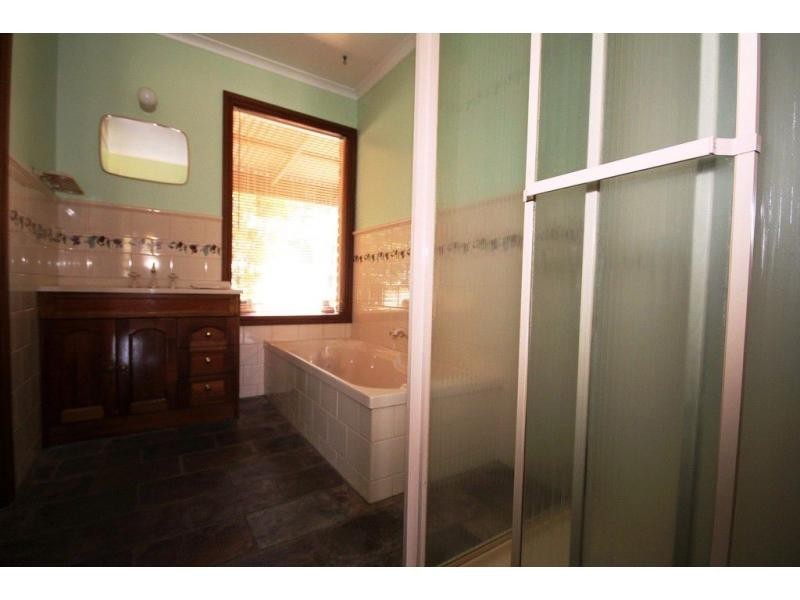 528 Mannes Lane, Strathfieldsaye VIC 3551