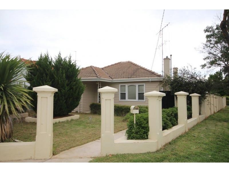 488 Crn High & Ash Street, Golden Square VIC 3555