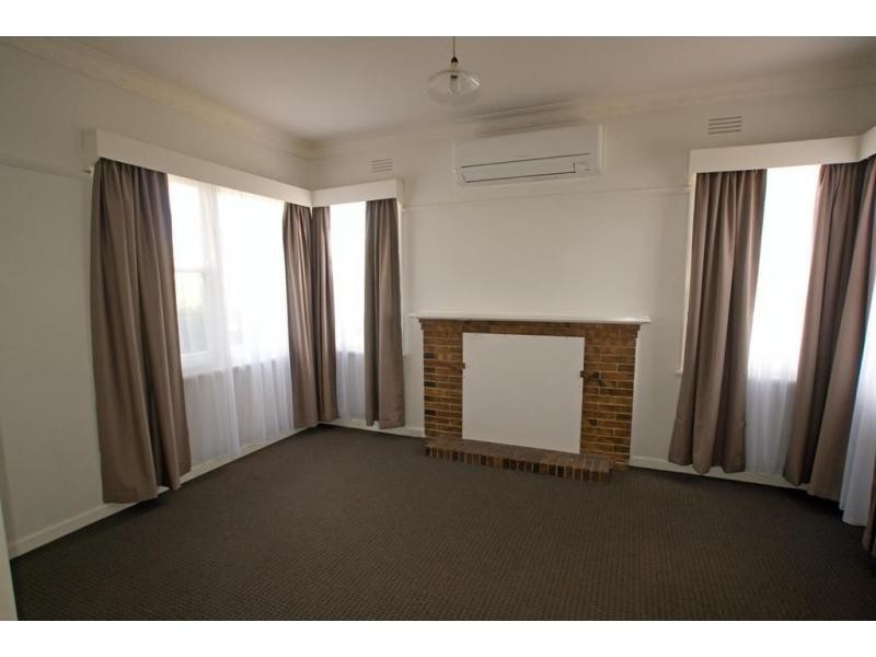 92 Somerville Street, Flora Hill VIC 3550