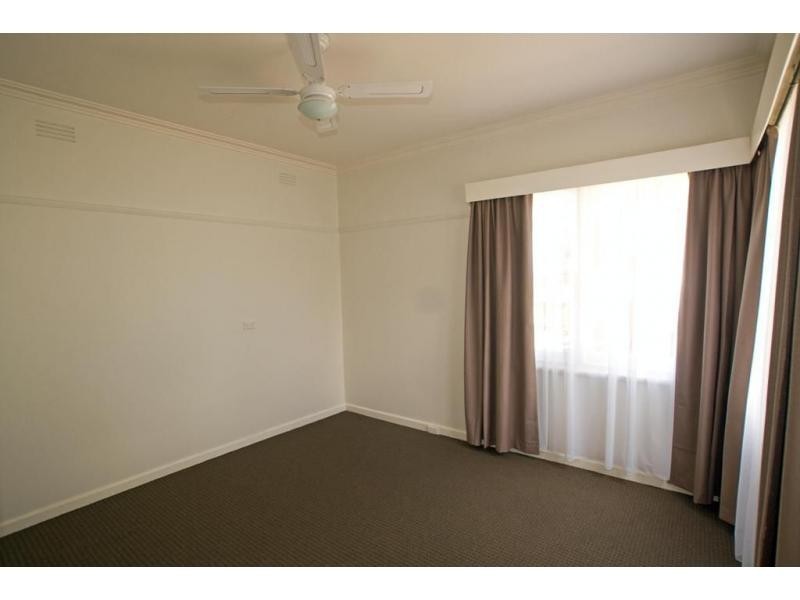 92 Somerville Street, Flora Hill VIC 3550