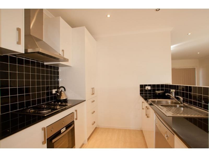 Villa 6/4 Delbridge Street, Golden Square VIC 3555