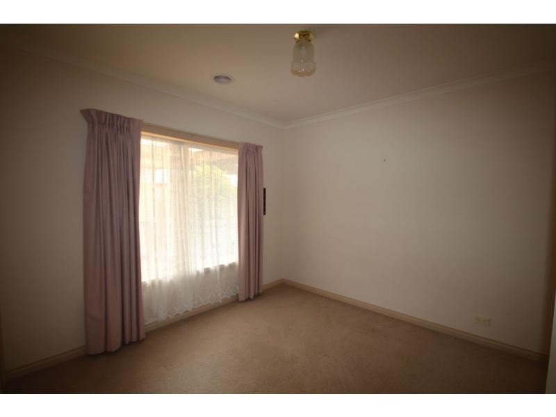 6 Irkara Drive, Kennington VIC 3550